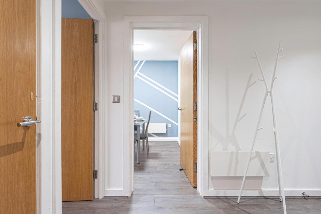 Jkg Property Solutions Presents Cosy City Apartment Coventry Exterior foto