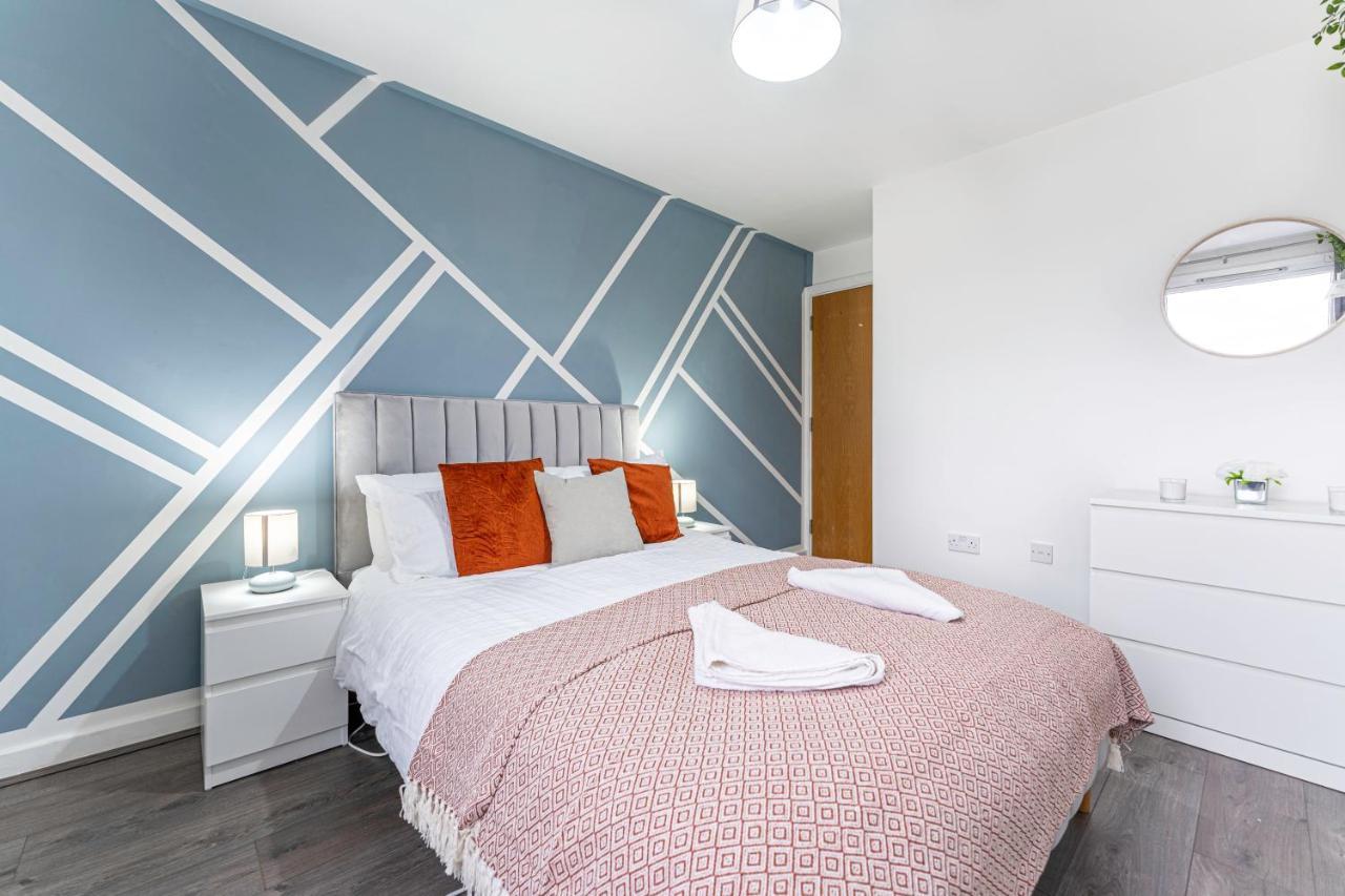 Jkg Property Solutions Presents Cosy City Apartment Coventry Exterior foto